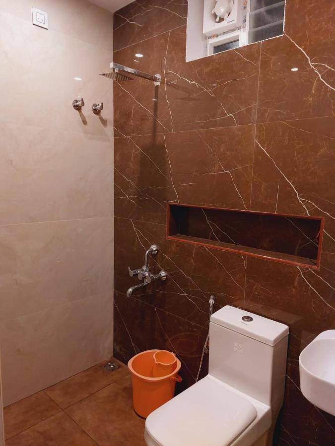 Chippy Residency Hotel Chennai Bagian luar foto