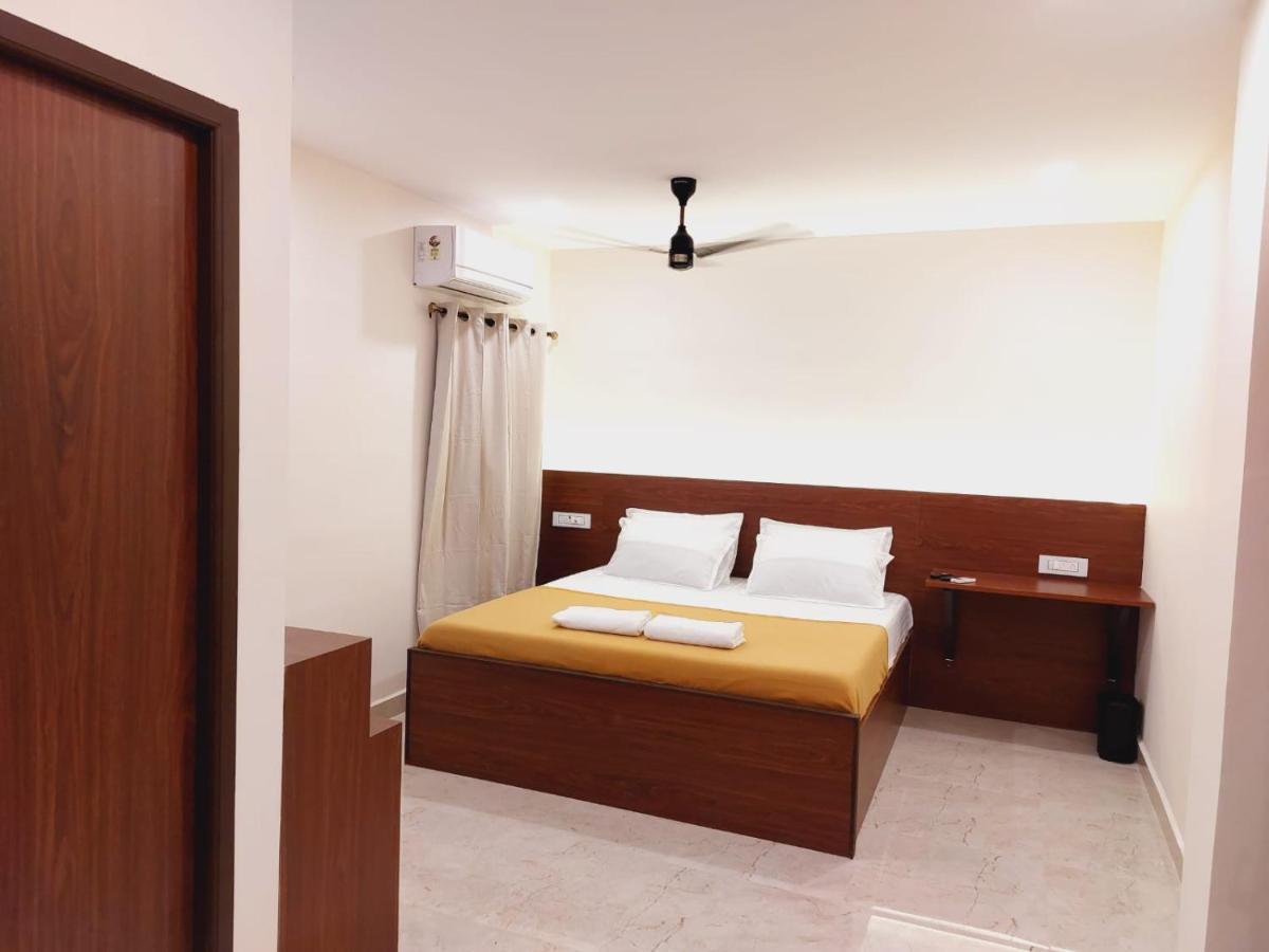 Chippy Residency Hotel Chennai Bagian luar foto